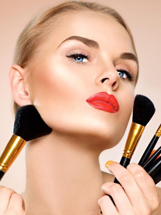 Mãos à Obra: Curso de Automaquiagem!