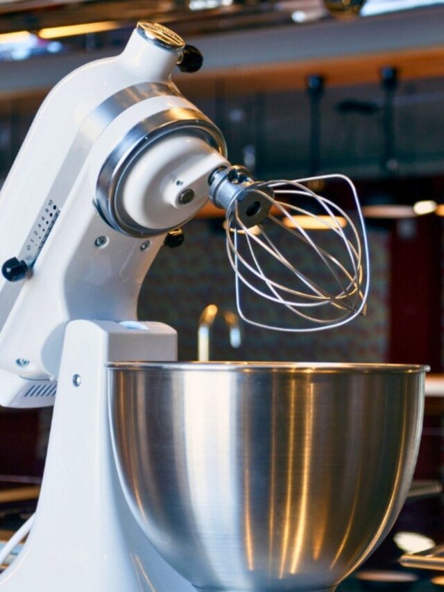 Bolos Perfeitos? Sua Batedeira Planetária Pode!